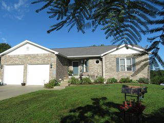 1104 Fresno Cir, Stockton, MO 65785