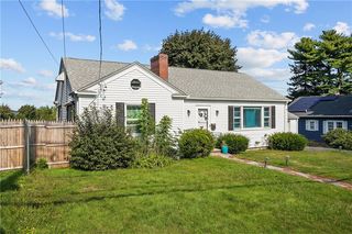77 Sunset Ave, Providence, RI 02909