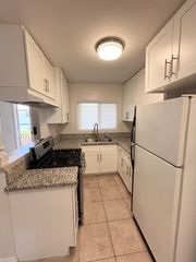 833 W  Duarte Rd #8, Arcadia, CA 91007