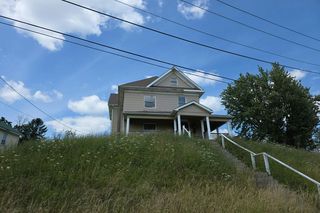 124 Hill St, Rayland, OH 43943