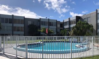 Laureat Apartments Fort Lauderdale Fl Trulia