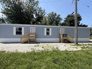 1085 Spring Bay Rd #46S, East Peoria, IL 61611