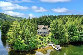 31 Twin Cove Dr, Ludlow, VT 05149