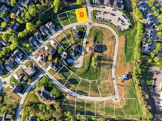 5620 S  62nd St, Lincoln, NE 68516