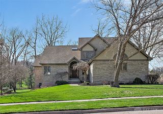 367 Timberleaf Dr, Dayton, OH 45430