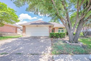 6015 Pennsylvania Ave, Arlington, TX 76017