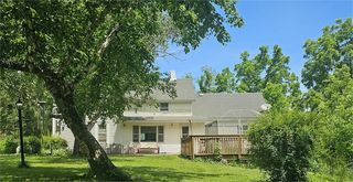 461 Valley St, Lansing, IA 52151