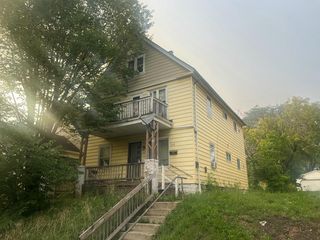 1114 W Keefe AVENUE, Milwaukee, WI 53206