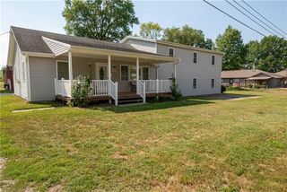 425 Hedrick St, Buckner, MO 64016