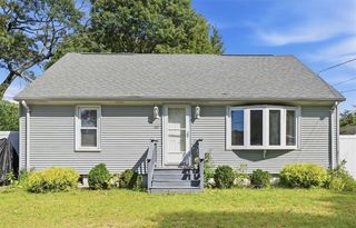 20 Horse Neck Rd, Warwick, RI 02889