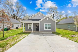 6130 Hunter Ave, Charlotte, NC 28262