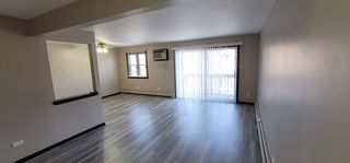 10425 Mason Ave #2B, Oak Lawn, IL 60453