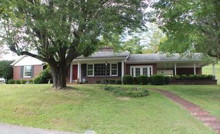 113 Hollywood Dr, Middlesboro, KY 40965