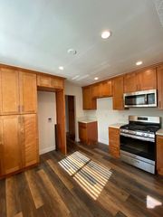 326 Ogle St, Costa Mesa, CA 92627