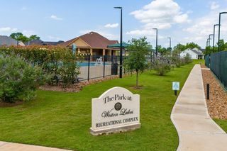4511 Lake Village Dr, Weston Lakes, TX 77441