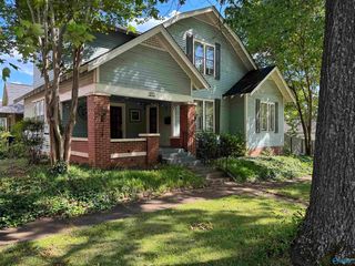 320 Oak St NE, Decatur, AL 35601