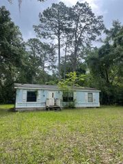 108 Airport Dr, Perry, FL 32348