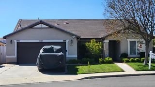 2287 N  Vernal Ave, Fresno, CA 93722