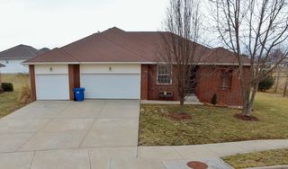 1751 S  Thomas Dr, Ozark, MO 65721