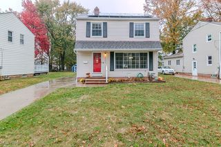 30615 Crescent Dr, Willowick, OH 44095