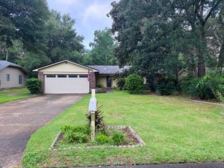 607 Caribbean Way, Niceville, FL 32578