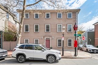 55 Main St #2, Charlestown, MA 02129