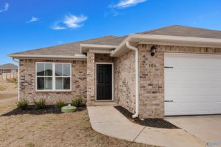 104 Domingues Ave, Meridianville, AL 35759