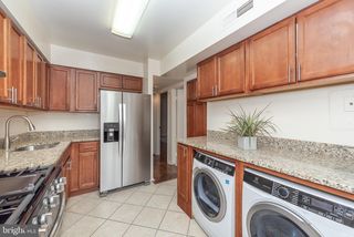 2105 Walsh View Ter #15303, Silver Spring, MD 20902