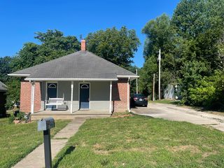 505 West St, Boonville, MO 65233