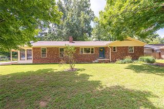 1501 E  Stubblefield Rd, Fayetteville, AR 72703