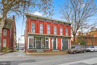 22 S  2nd St, Columbia, PA 17512