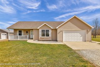 5085 S  Ainger Rd, Olivet, MI 49076