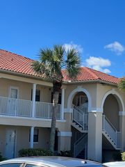 402 Bouchelle Dr #206, New Smyrna Beach, FL 32169