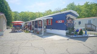 93 Grochmal Ave #126, Indian Orchard, MA 01151