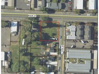 1483 Main St, Springfield, OR 97477
