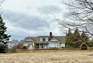 185 S Road, Holden, ME 04429