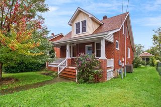 355 Florence Ave, Waynesboro, VA 22980