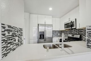 615 S  Kenmore Ave #206, Los Angeles, CA 90005