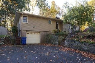 27 Walnut Lane, Northford, CT 06472