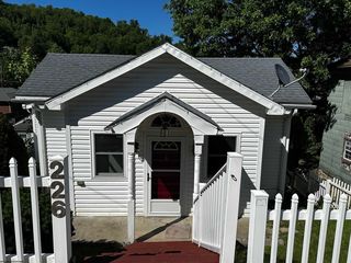 226 W  Woodland Ave, Clarksburg, WV 26301
