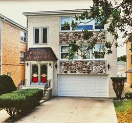 5025 Carol St #3, Skokie, IL 60077