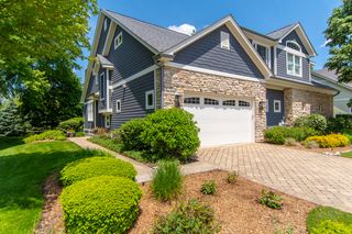 13204 S  Lake Mary Dr, Plainfield, IL 60585