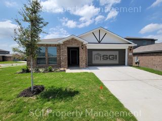 725 Keeneland Dr, Seagoville, TX 75159