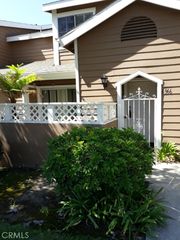 6966 Agra St, Commerce, CA 90040