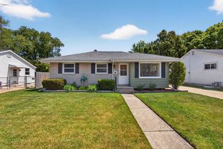 3633 Regency DRIVE, Racine, WI 53402