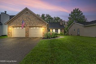 7814 Old Tree Run, Lyndon, KY 40222