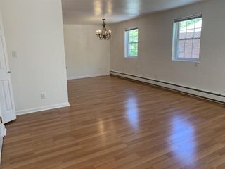512 Stidman Dr, Springfield, PA 19064