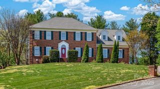 4405 3rd St NW, Hickory, NC 28601