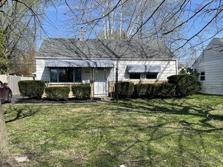 484 S  Hampton Rd, Columbus, OH 43213