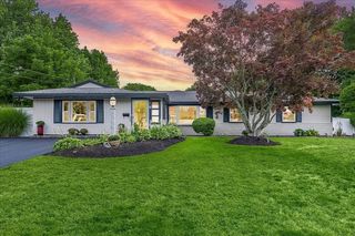 9 Algonquin Rd, Danvers, MA 01923